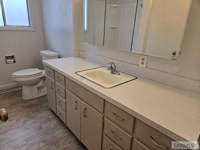 1022 Deon Drive, Pocatello, ID 83201