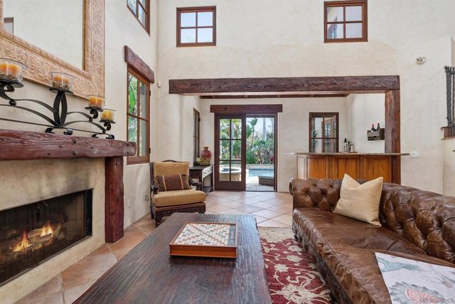 417 El Sueno, Solana Beach, CA 92075
