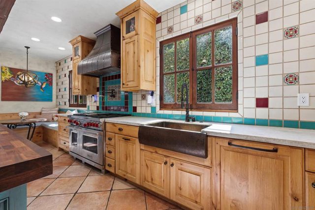 417 El Sueno, Solana Beach, CA 92075