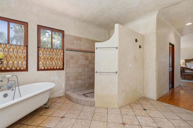 417 El Sueno, Solana Beach, CA 92075
