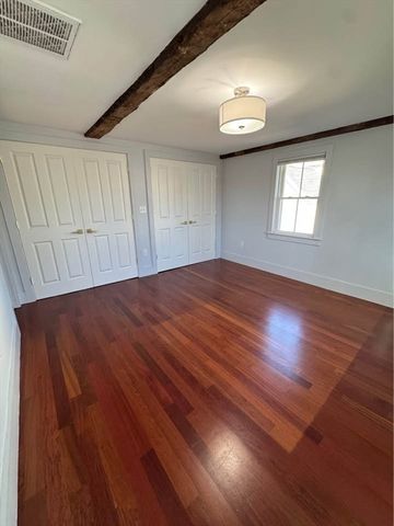 40 Elm St 1, Andover, MA 01810