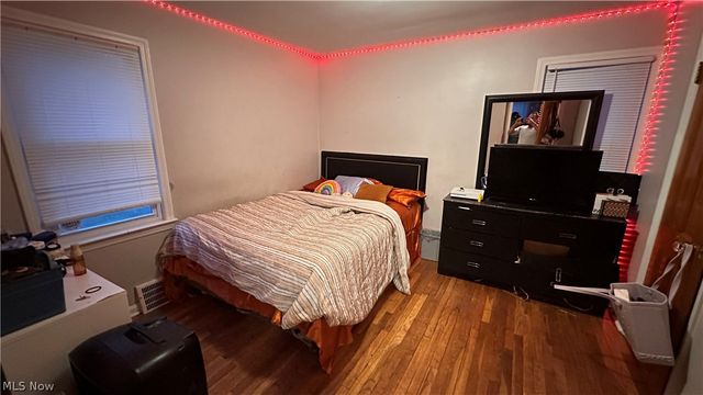 19513 Beverly Avenue, Maple Heights, OH 44137