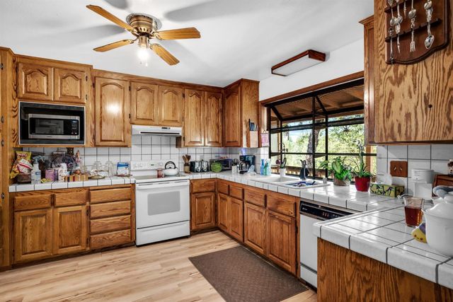 5180 Newtown Rd, Placerville, CA 95667
