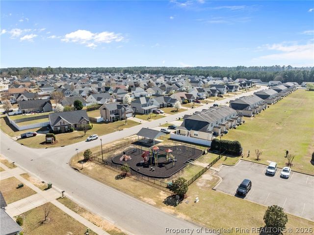 172 Collinwood Drive, Raeford, NC 28376