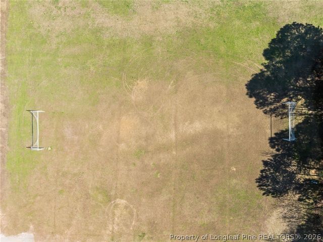 172 Collinwood Drive, Raeford, NC 28376