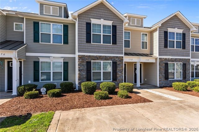 172 Collinwood Drive, Raeford, NC 28376