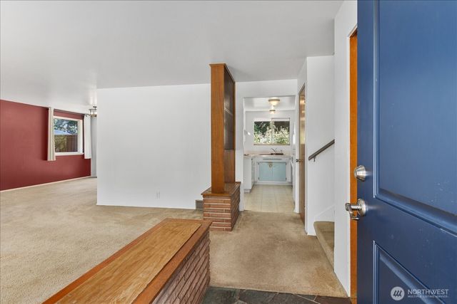 6216 189th Place SW, Lynnwood, WA 98036