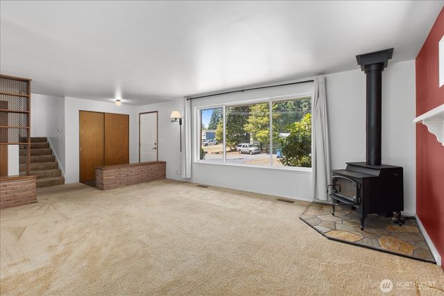 6216 189th Place SW, Lynnwood, WA 98036
