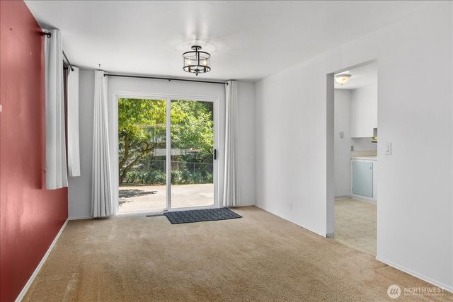 6216 189th Place SW, Lynnwood, WA 98036