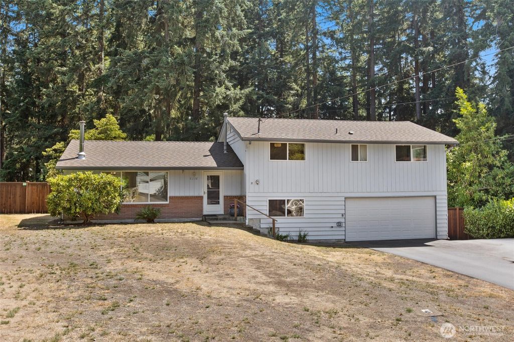 6216 189th Place SW, Lynnwood, WA 98036