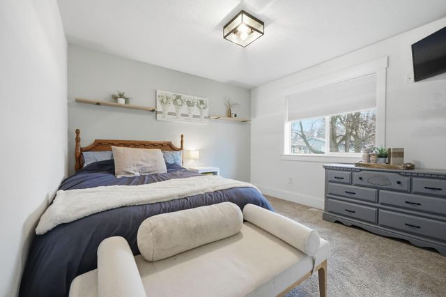 160 Powell Circle N, Big Lake, MN 55309