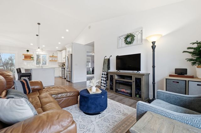 160 Powell Circle N, Big Lake, MN 55309