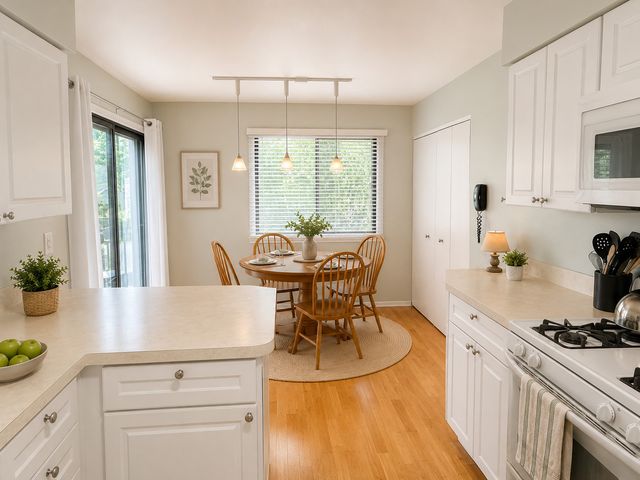 0N069 Windermere Road 2305, Winfield, IL 60190