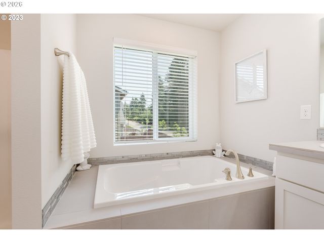 6150 N 86TH Ave, Camas, WA 98607