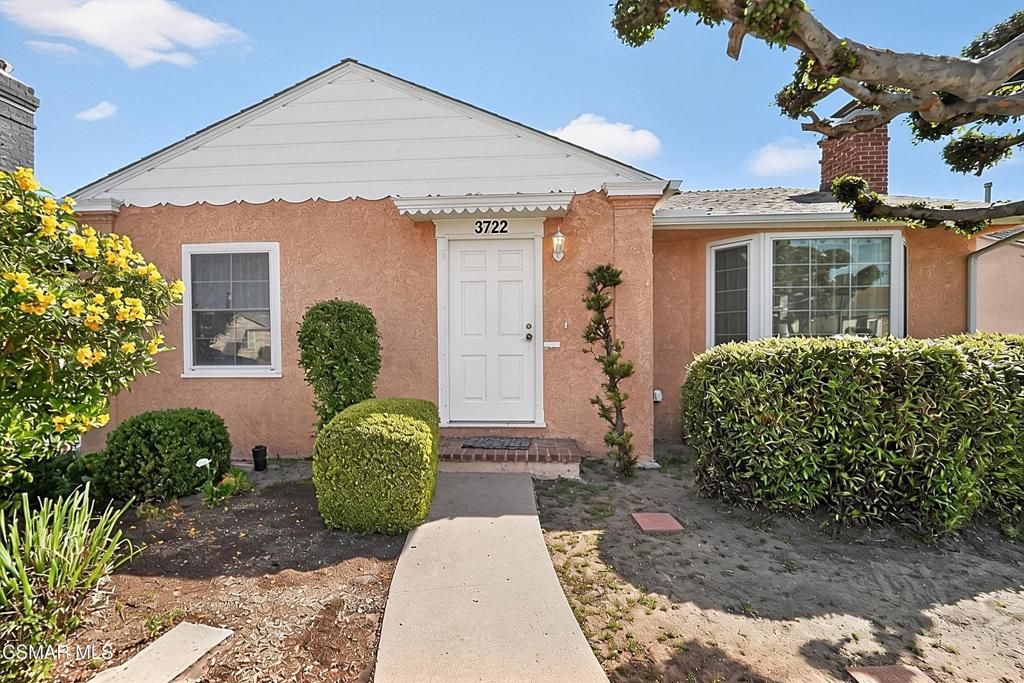 Image 1 of property listing at 3722 Degnan Boulevard, Los Angeles, CA 90018