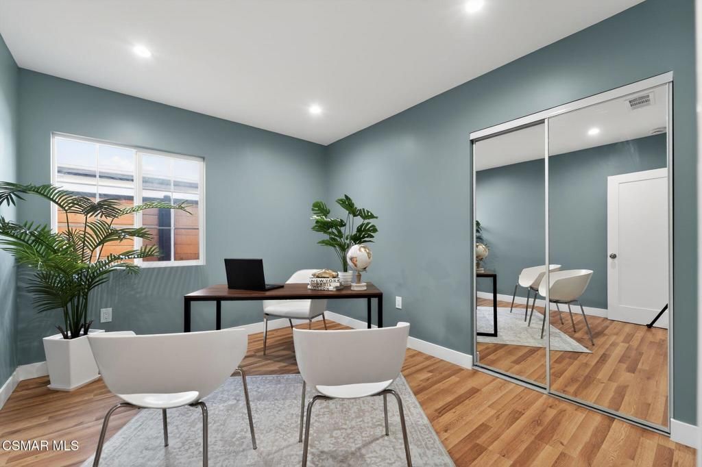 Image 15 of property listing at 3722 Degnan Boulevard, Los Angeles, CA 90018
