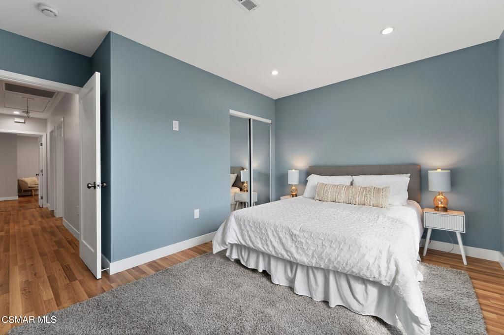Image 18 of property listing at 3722 Degnan Boulevard, Los Angeles, CA 90018