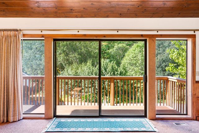 4451 Highway 20, Ukiah, CA 95482