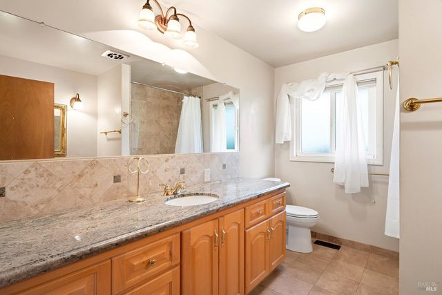 4451 Highway 20, Ukiah, CA 95482