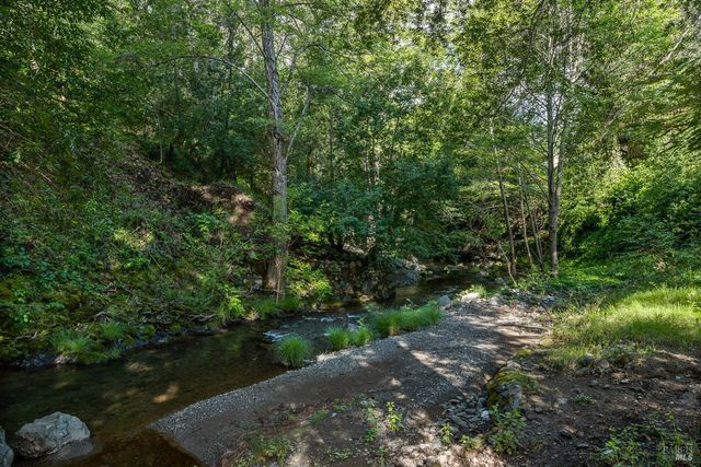 4451 Highway 20, Ukiah, CA 95482