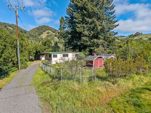 4451 Highway 20, Ukiah, CA 95482