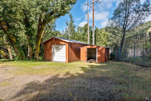 4451 Highway 20, Ukiah, CA 95482