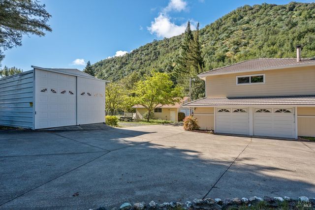 4451 Highway 20, Ukiah, CA 95482