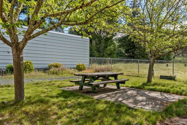 4451 Highway 20, Ukiah, CA 95482