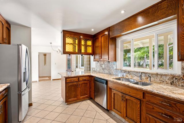 4451 Highway 20, Ukiah, CA 95482