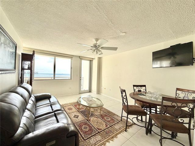 7135 Collins Ave 1214, Miami Beach, FL 33141
