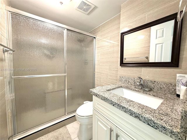 7135 Collins Ave 1214, Miami Beach, FL 33141