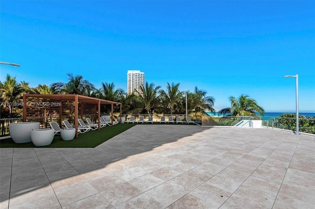 7135 Collins Ave 1214, Miami Beach, FL 33141