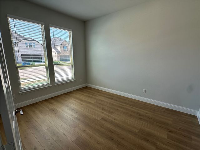 523 Chatham Street, Oak Point, TX 75068