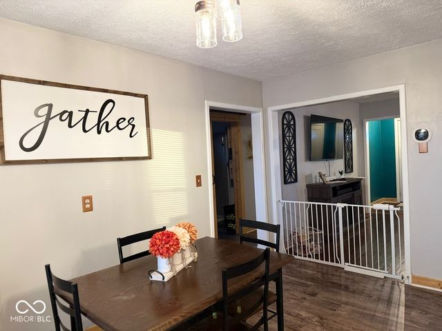 5825 Blue Bluff Road, Martinsville, IN 46151