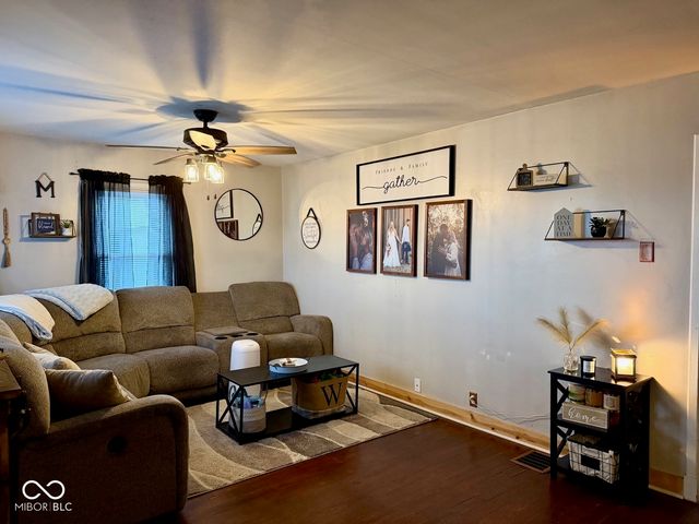 5825 Blue Bluff Road, Martinsville, IN 46151