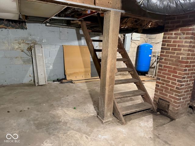 5825 Blue Bluff Road, Martinsville, IN 46151