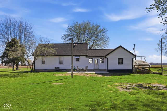 5825 Blue Bluff Road, Martinsville, IN 46151