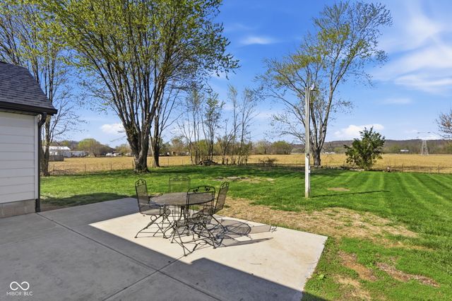 5825 Blue Bluff Road, Martinsville, IN 46151