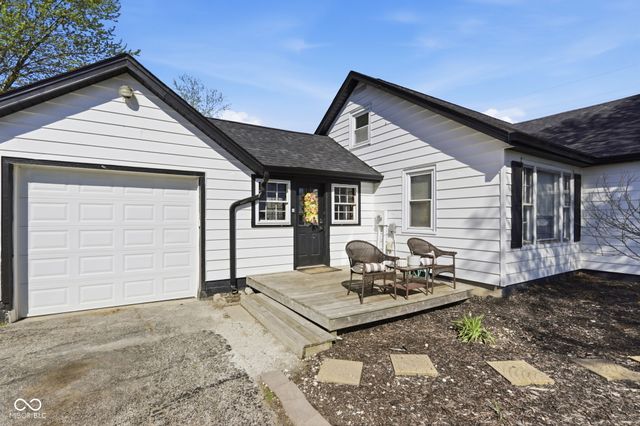 5825 Blue Bluff Road, Martinsville, IN 46151