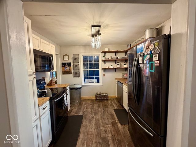 5825 Blue Bluff Road, Martinsville, IN 46151