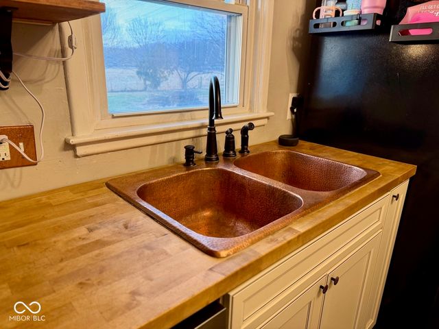 5825 Blue Bluff Road, Martinsville, IN 46151