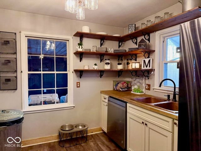 5825 Blue Bluff Road, Martinsville, IN 46151