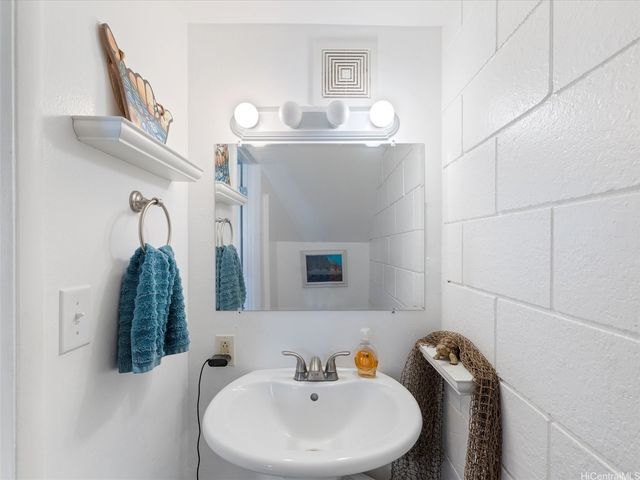 91-621 Kilaha Street 39, Ewa Beach, HI 96706