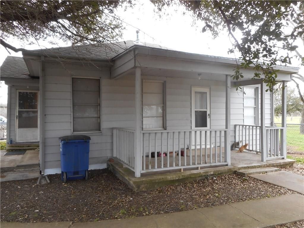2301 County Road 348, Granger, TX 76530