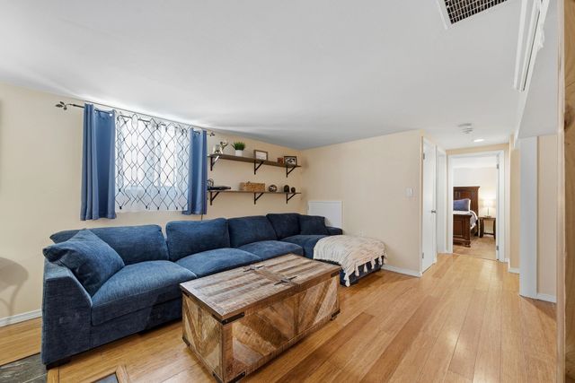 263 Lynrick Acres, Charlotte, VT 05445