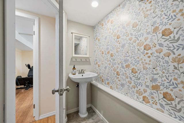 263 Lynrick Acres, Charlotte, VT 05445