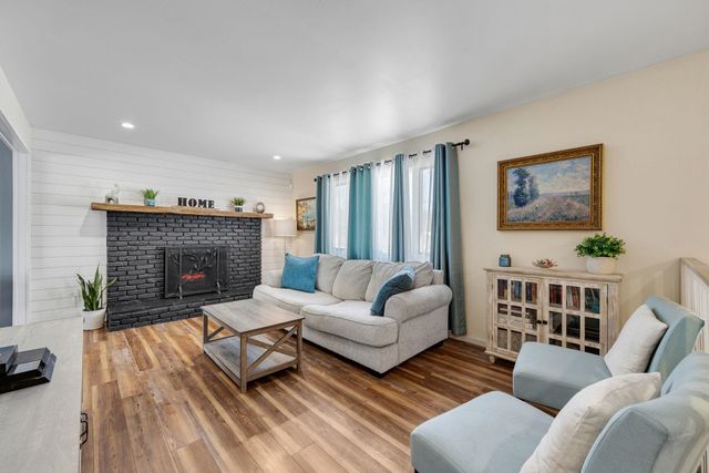 263 Lynrick Acres, Charlotte, VT 05445