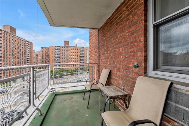 61-15 97th Street 6A, Rego Park, NY 11374
