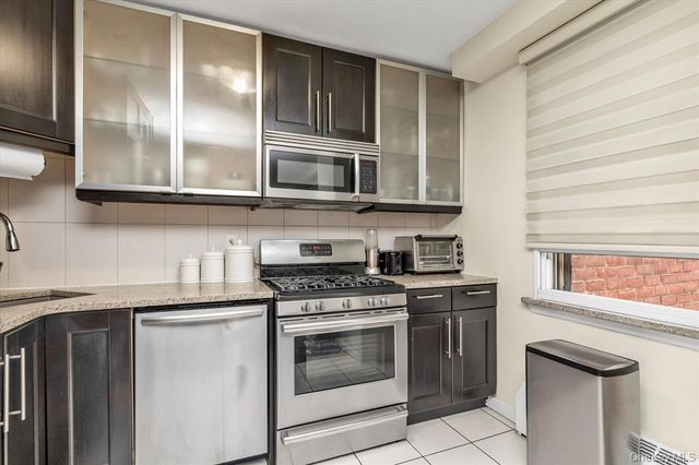61-15 97th Street 6A, Rego Park, NY 11374