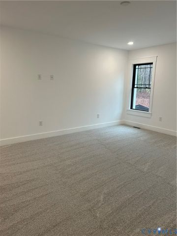 11350 County, Disputanta, VA 23842